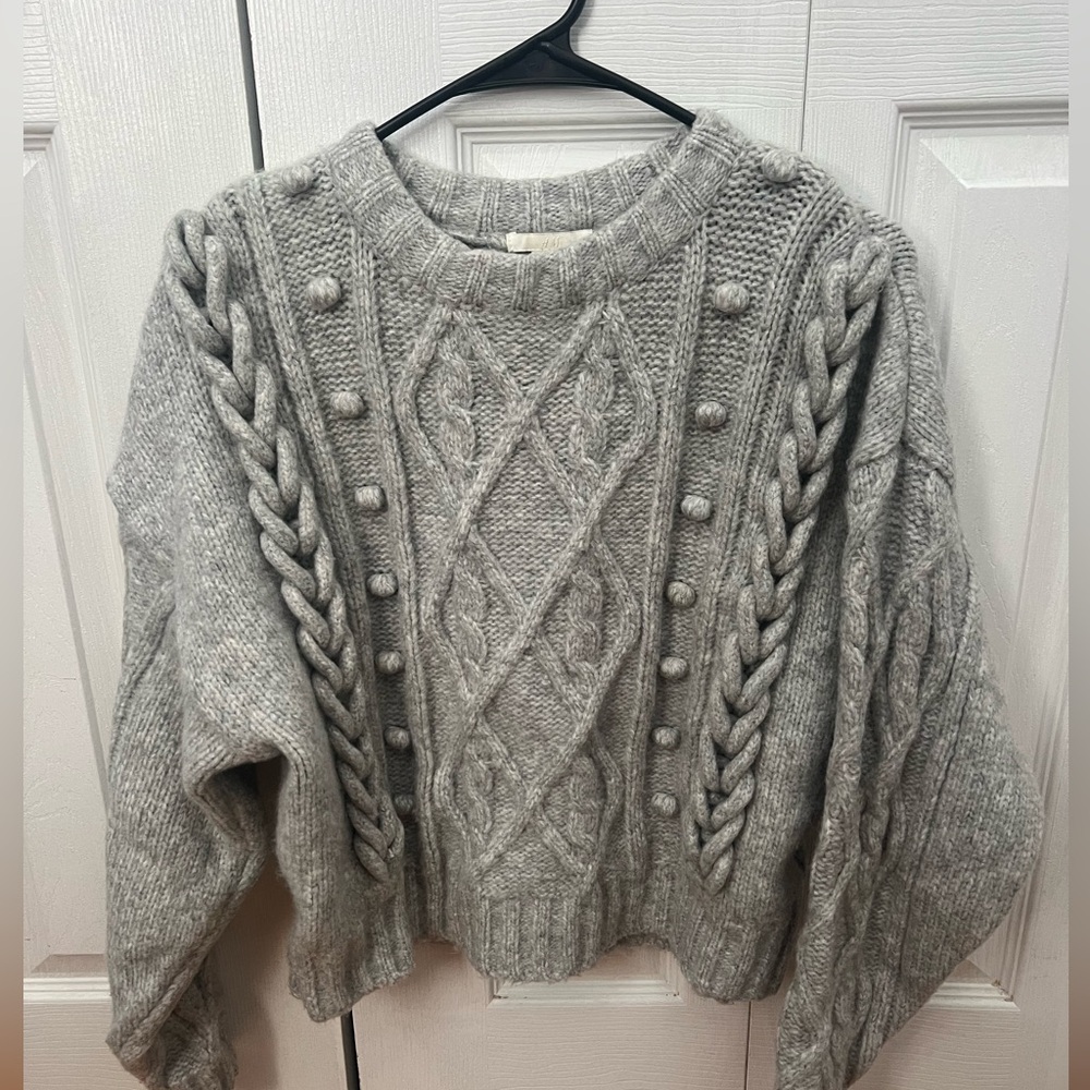 Women’s H&M Light Gray Cable Knit Sweater